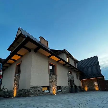 Homestay Sofia Poronin